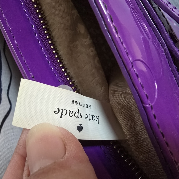Kate Spade Vibrant Purple Wristlet - Picture 4 of 11